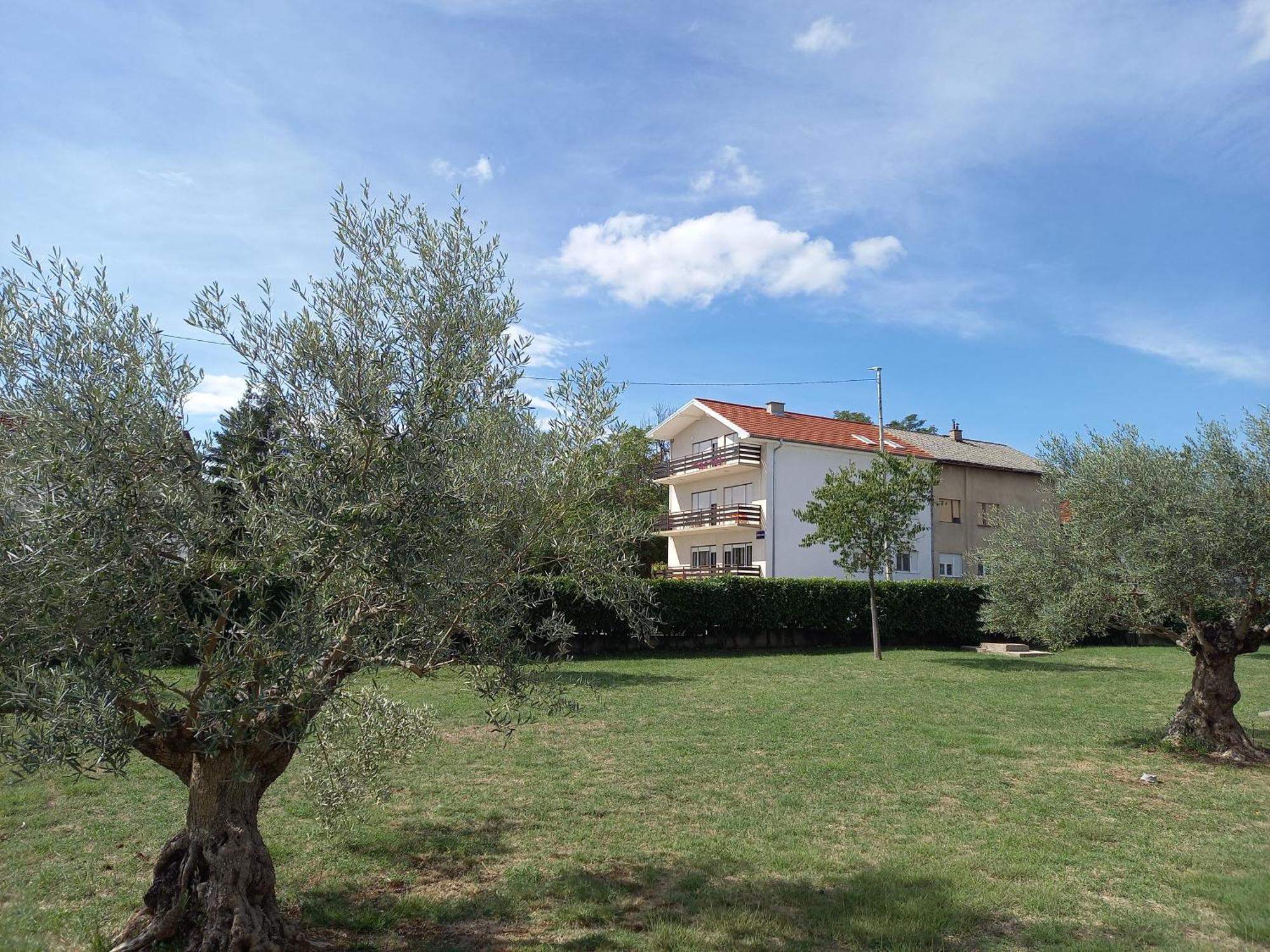 Apartment Central Knin Εξωτερικό φωτογραφία